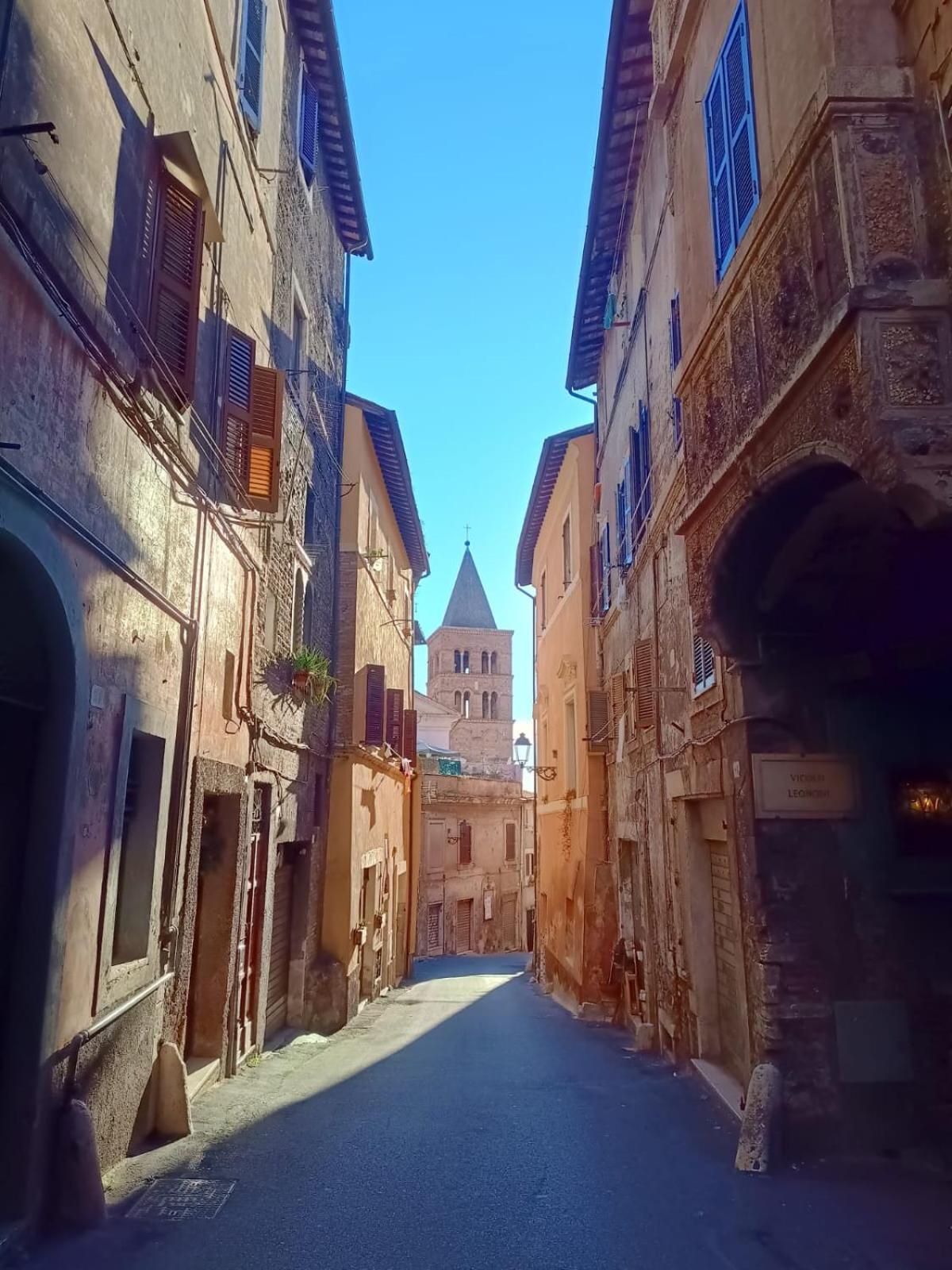 Tivoli Old Town - Casa Nel Quartiere Medioevale Apartment Bagian luar foto